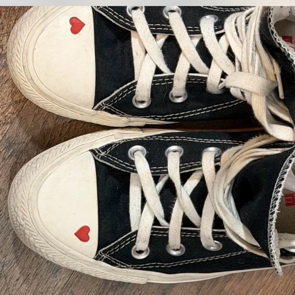 Chuck Taylor High top Converse Love Yourself first size 7 - Picture 2 of 8
